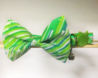 Cat Collar with Bow Tie - "Green Apple" - Breakaway Cat Collar / Kitten Collar