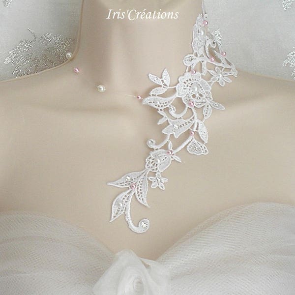 Collier Mariage Sofia dentelle guipure de venise blanche perles rose poudré blanches et strass de swarovski