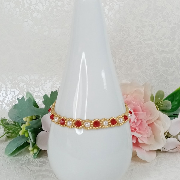 Olivia Wedding Bracelet with white Renaissance beads, red crystal spinning tops and golden Miyuki