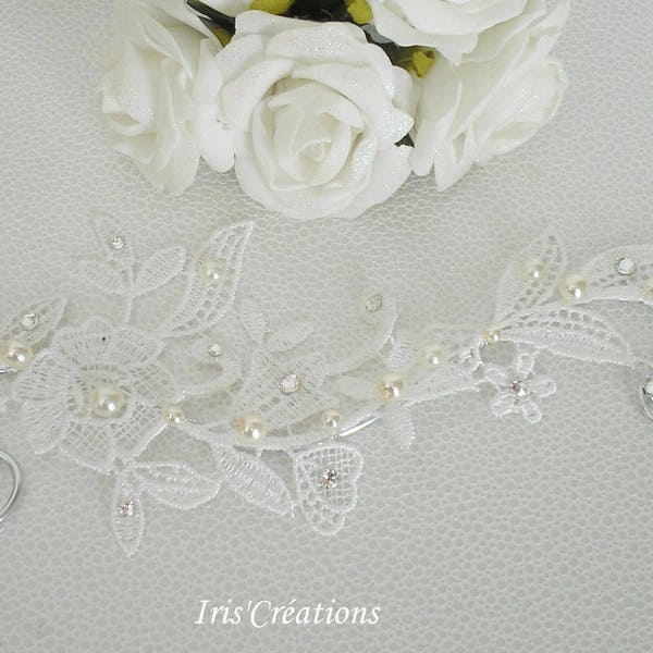 Parure chignon mariage ref Sofia dentelle guipure de venise blanc cassé ivoire clair perles et strass de swarovski