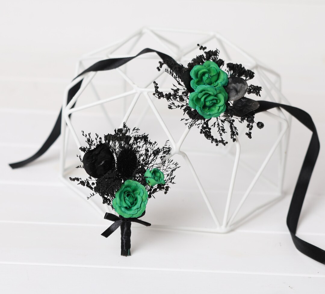 Black Emerald Green Roses Boutonniere, Black Emerald Goth Boutonniere