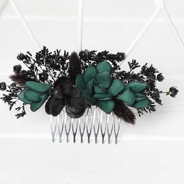 Black emerald flower comb, emerald succulents gothic wedding comb, black emerald succulents Halloween headpiece, gothic floral headpiece