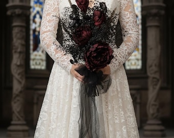 Black burgundy wedding bouquet with long black veil, wedding bouquet with lunaria stems, burgundy peonies