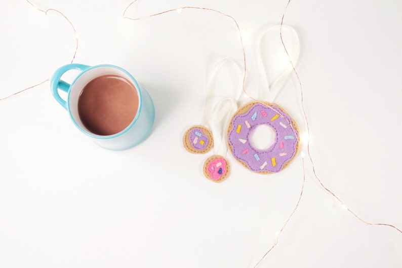 DIY Makes Your Own Cute and Sparkly Donut Ornament Kit image 1