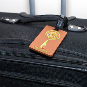 A who am I luggage tag image 3