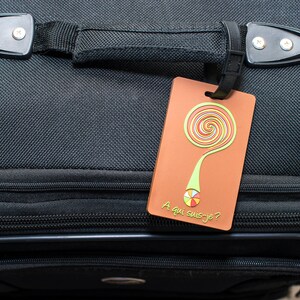 A who am I luggage tag image 1