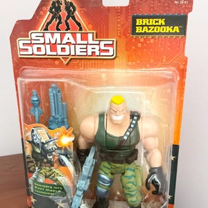 Small Soldiers Brick Bazooka Commando Elite Action Figure