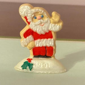 Hallmark Merry Miniature Santa 1991