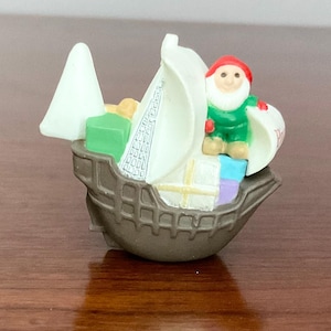 Hallmark Merry Miniature Ship Pinta Christmas