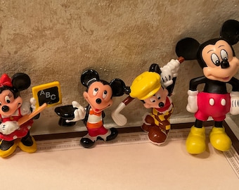 Figurines Mickey Mouse et Minnie au choix