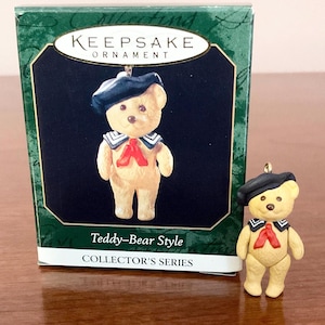 Hallmark Teddy-Bear Style Miniature 1999