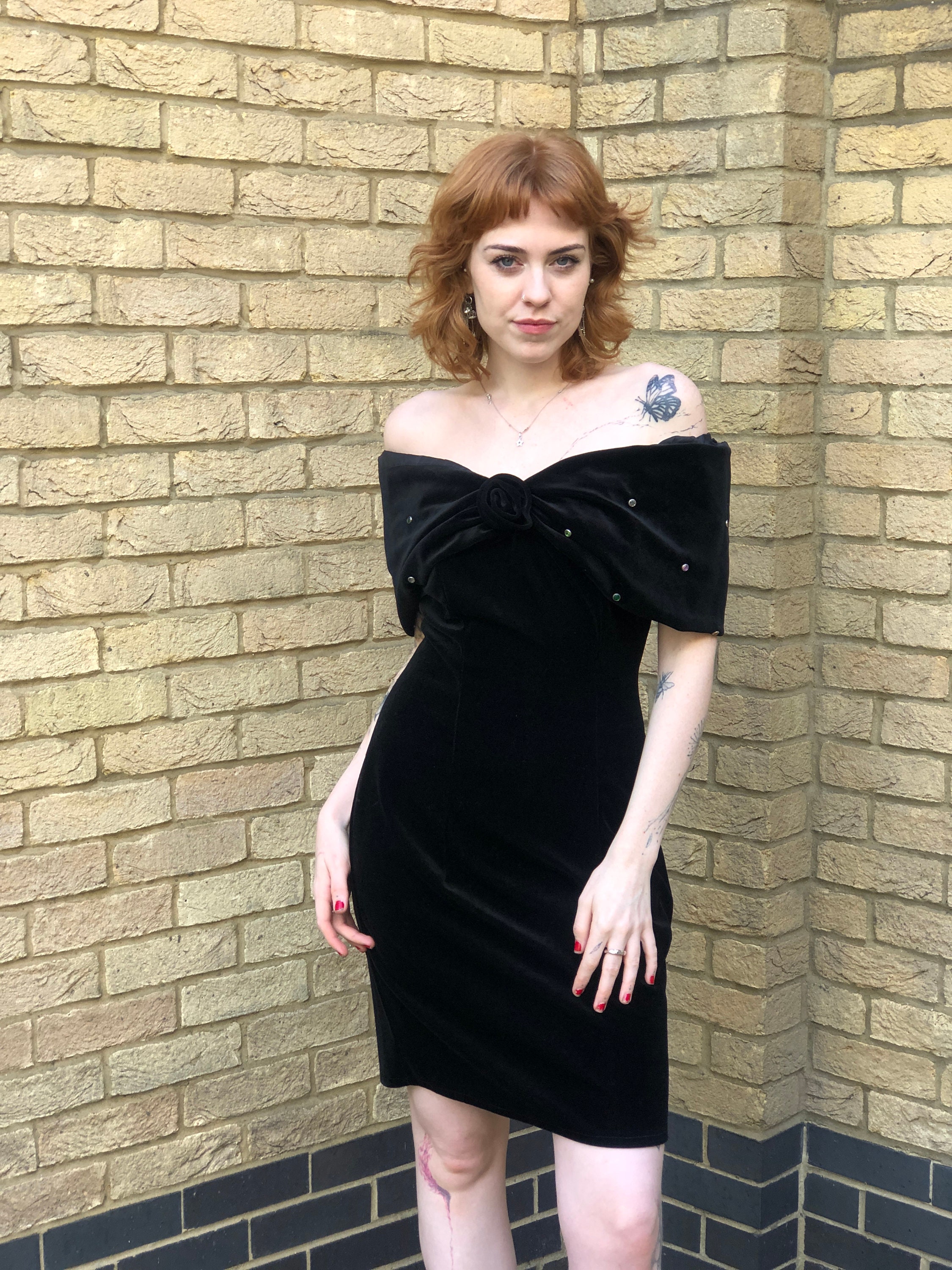 80s off the shoulder dress 2025