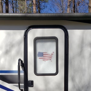 Capa para porta de trailer/campista - 100% blackout/privacidade - contorno da bandeira dos EUA