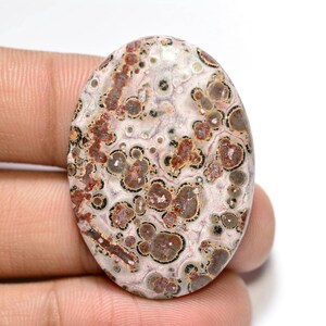 Piel de leopardo Jasper Cabochon... Cabujón ovalado... 36x26x4 mm.. 38 cts... #G8938