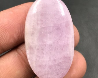 Kunzite Cabochon...Oval Cabochon...35x21x6 mm...51 Cts...A#M4471