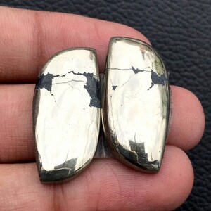 Gouden Apache Pyriet Paar Cabochon... Vrije vorm Cabochon...28x14x5mm...62Cts...#G6959