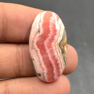 Rhodochrosite Cabochon...Oval Cabochon...30x16x6 mm...35 Cts...A#K5604