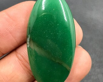 Cabochon di Giada Verde...Cabochon Ovale...38x19x6 mm...36 Cts...A#M3871