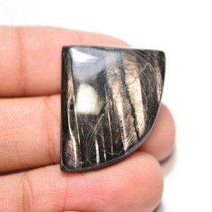 Cabochão de hiperstênio... Cabochão de forma livre...27x22x5mm..34Cts...#H3972