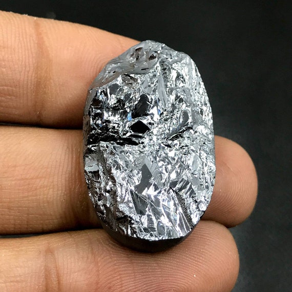 【天然スフェーン】4mm 大粒 4.36ct】天然スフェーン 天然ダイヤモンド ネックレス