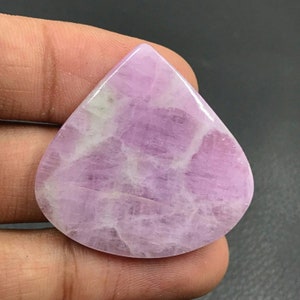 Kunzite Cabochonpear Cabochon34x35x5 Mm56 Cts