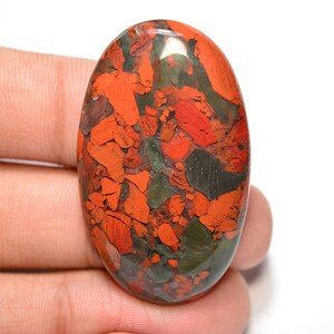 Roter Brekzienjaspis Cabochon... Ovaler Cabochon...41x25x5 mm..52 Cts #H744