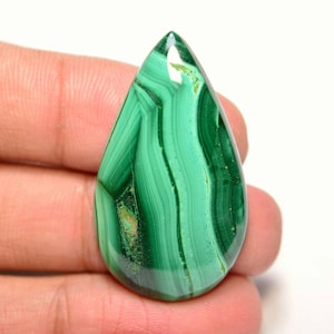 Cabochon in malachite...Cabochon a pera....37x21x6mm...44ct...#H8923
