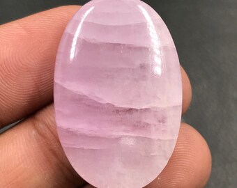 Kunzite Cabochon...Oval Cabochon...33x22x7 mm...56 Cts...A#M4473