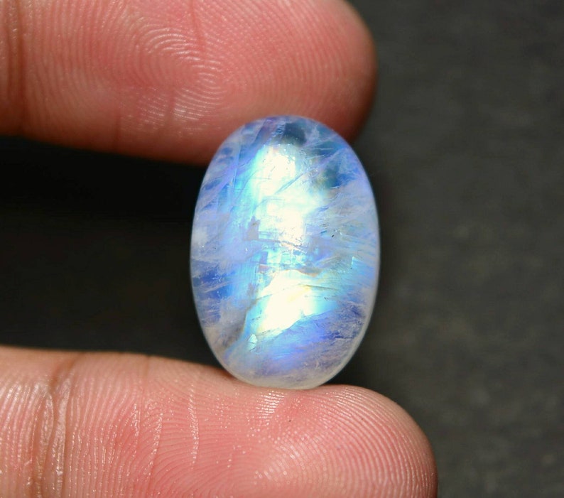 White Rainbow Moonstone Cabochon...Oval Cabochon...19x13x7 mm..14 Cts..#G2868