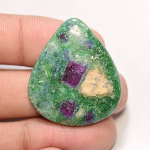 Ruby Fuchsite Cabochon... Cabochon di pere... 33x29x5 mm... 29 ct... #G8838