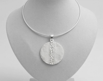 Silver pendant with Omega neck ring