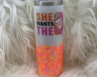 Dunkin’ Inspired Ona chce D Glitter Tumbler