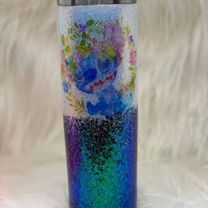 Kubek z brokatem akwarelowym inspirowany ściegiem zdjęcie 1