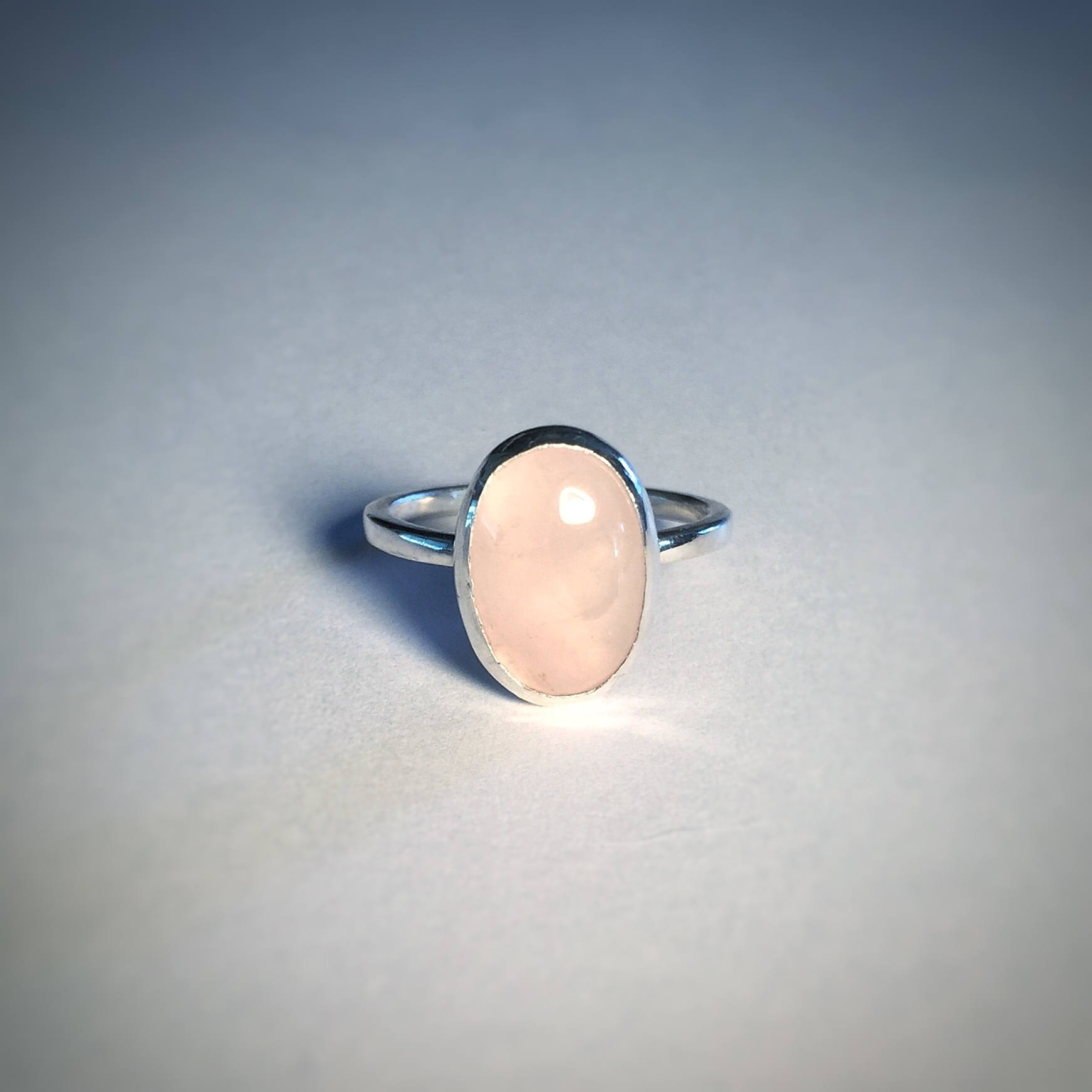 Brandneu Sterlingsilber Groß Oval Ring Set Mit Einem Rose Quarz