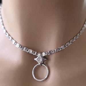 Roestvrijstalen dagkraag Poolster O-ring hanger ketting - verstelbare of permanente sluiting - discrete alledaagse toewijding sieraden voor koppels