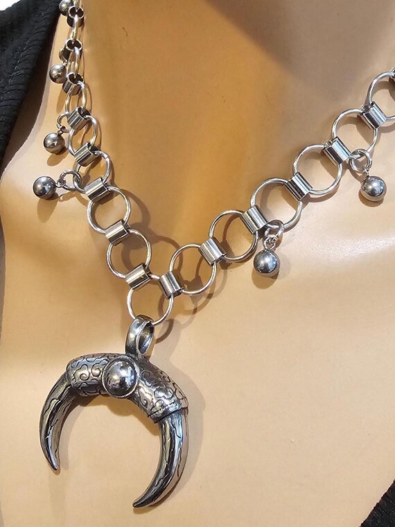 Double Horn Crescent Moon Chainmail Choker: Stainless Steel Gothic