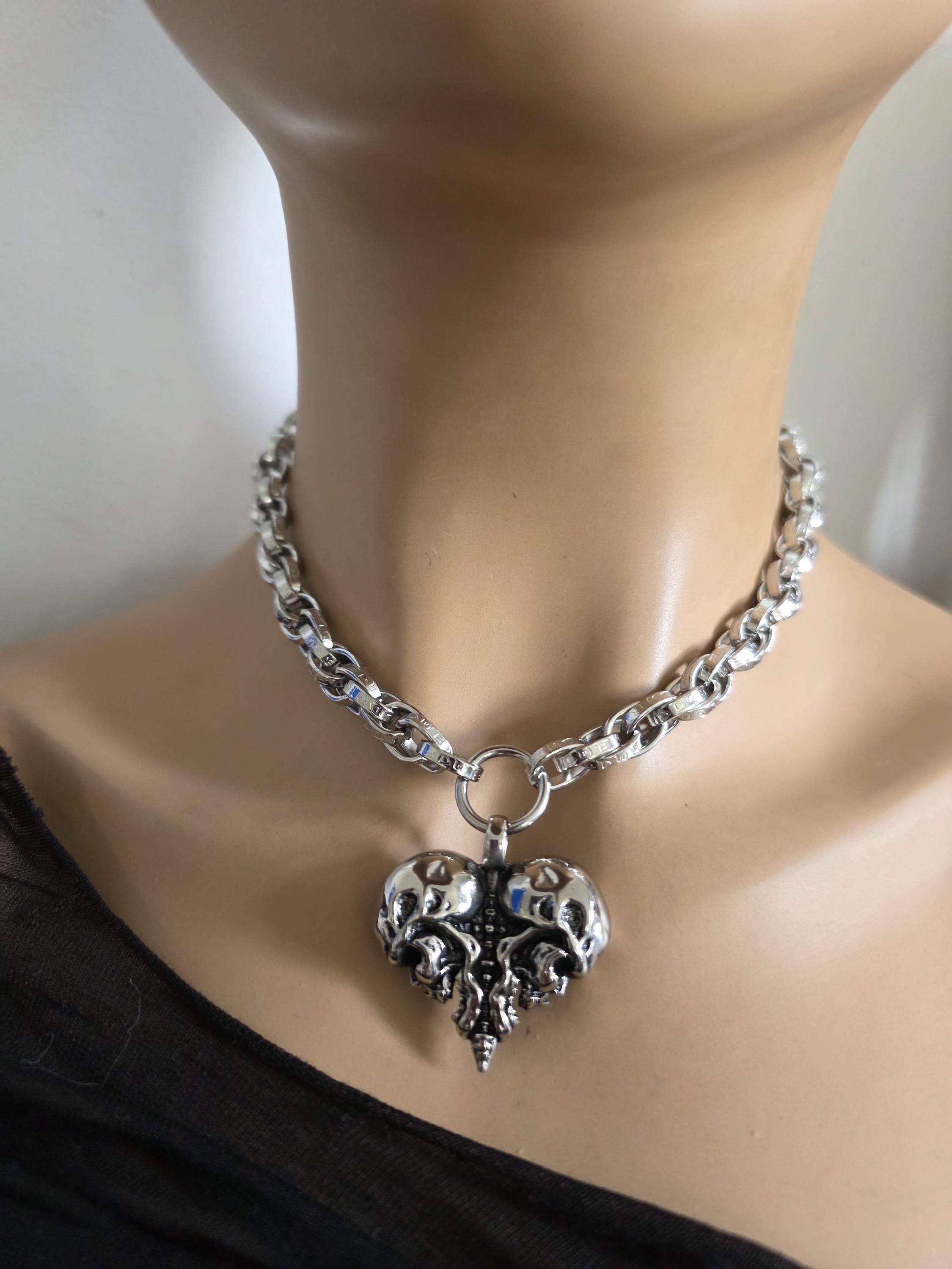 Pendentif Tête De Mort Plume Motard – Argent Sterling Vintage – Longueur 6 Cm – Occasion