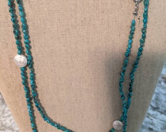 Collar de cuentas turquesas de doble capa