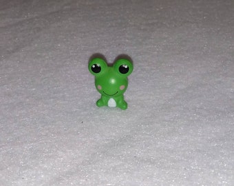 Miniatures, miniature, miniature frogs, dollhouse animals, sensory bin animals, fairy garden animals, mini frog, fairy gardens, gnome garden