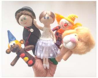 Puppen, Finger "Circus" - 5 schöne Puppen und Marionetten-Pouppes Wolle gefilzt, Stoff und Strick; Wolle-Fingerpuppen