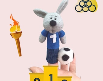 Finger wool puppet Bunny Footballer