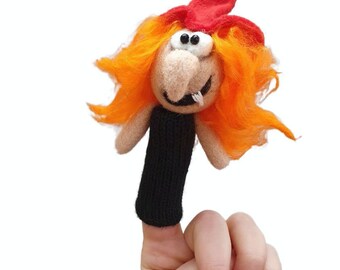 Finger wool puppet Witch.