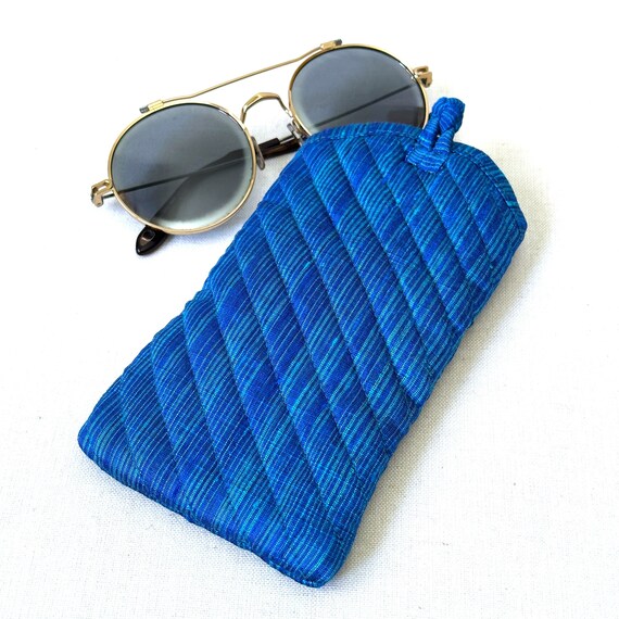 Silk Eyeglasses Pouch: Padded Sunglasses Case