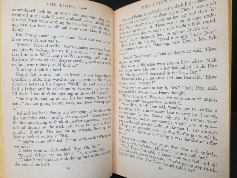 The Lion's Paw by Robb White Vintage Paperback Mystery - Etsy