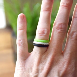 Stackable Silicone Ring Set - Green White Black wedding band