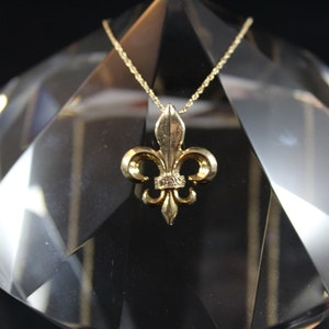 14k yellow gold Fleur de Lis necklace