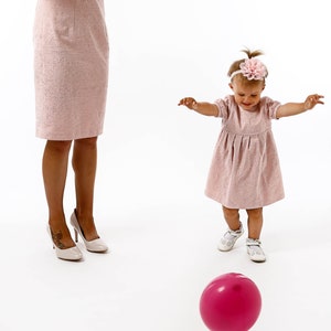 Mother & daughter New Royal dresses powder pink, matching outfit, family outfit, matching mother daughter outfits, mutter tochter kleid image 7