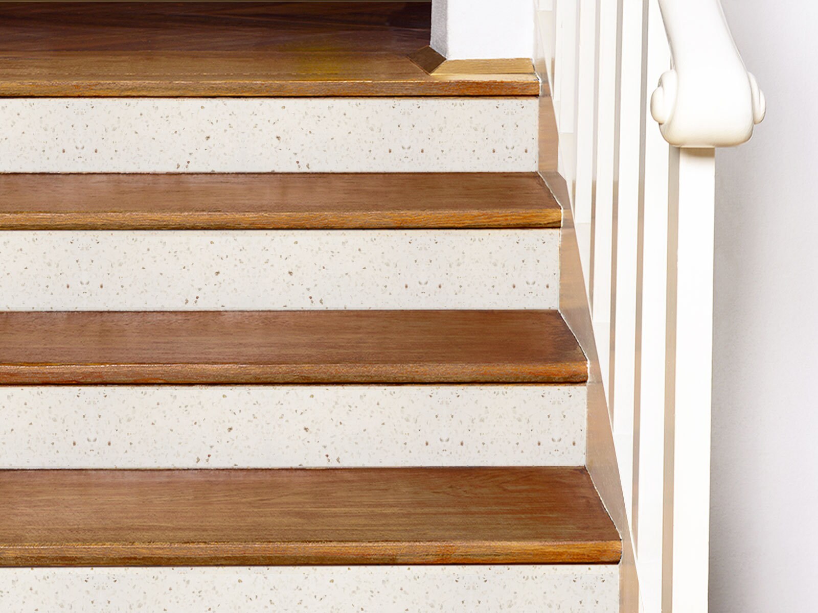 Contremarche Adhésive Terrazzo