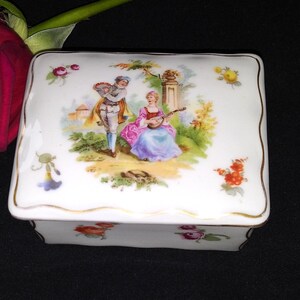 Vintage Porcelain Trinket Box, 1930s, Erphila - Germany Vintage trinket box, powder box, porcelain trinket box, Vintage porcelain box