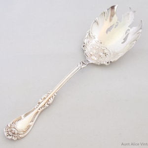 Wm. A. Rogers Silver Plate Pierced Salad Serving Fork, Vintage Silver Plate, Cottage Chic Kitchen, Farmhouse Décor, English Cottage Décor